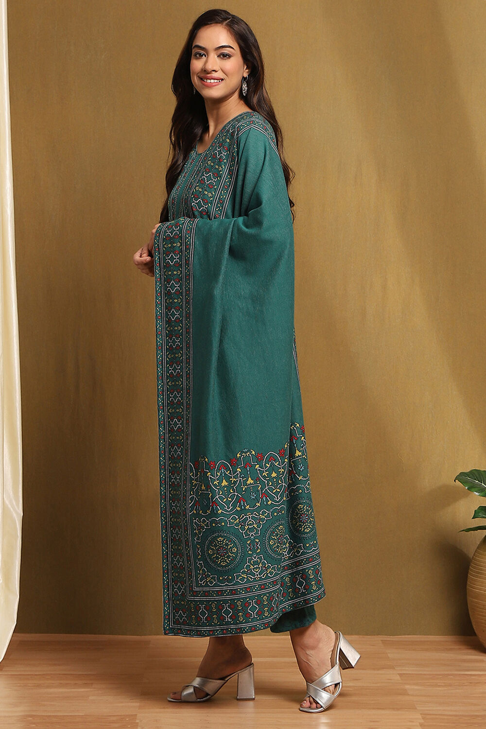 Green Jacquard Straight Set image number 3