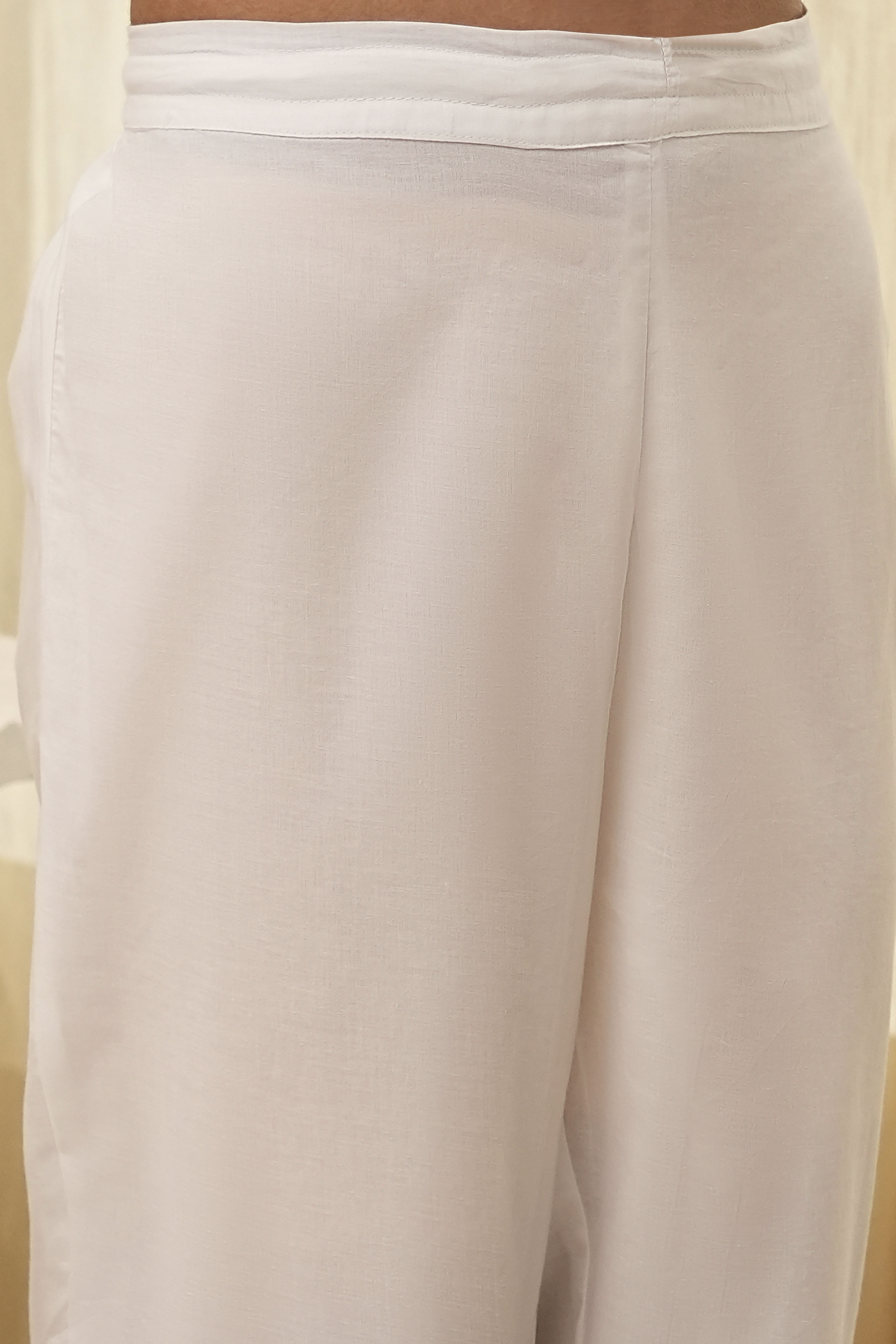 Off-White and Pink Cotton Straight Suit Set image number 2