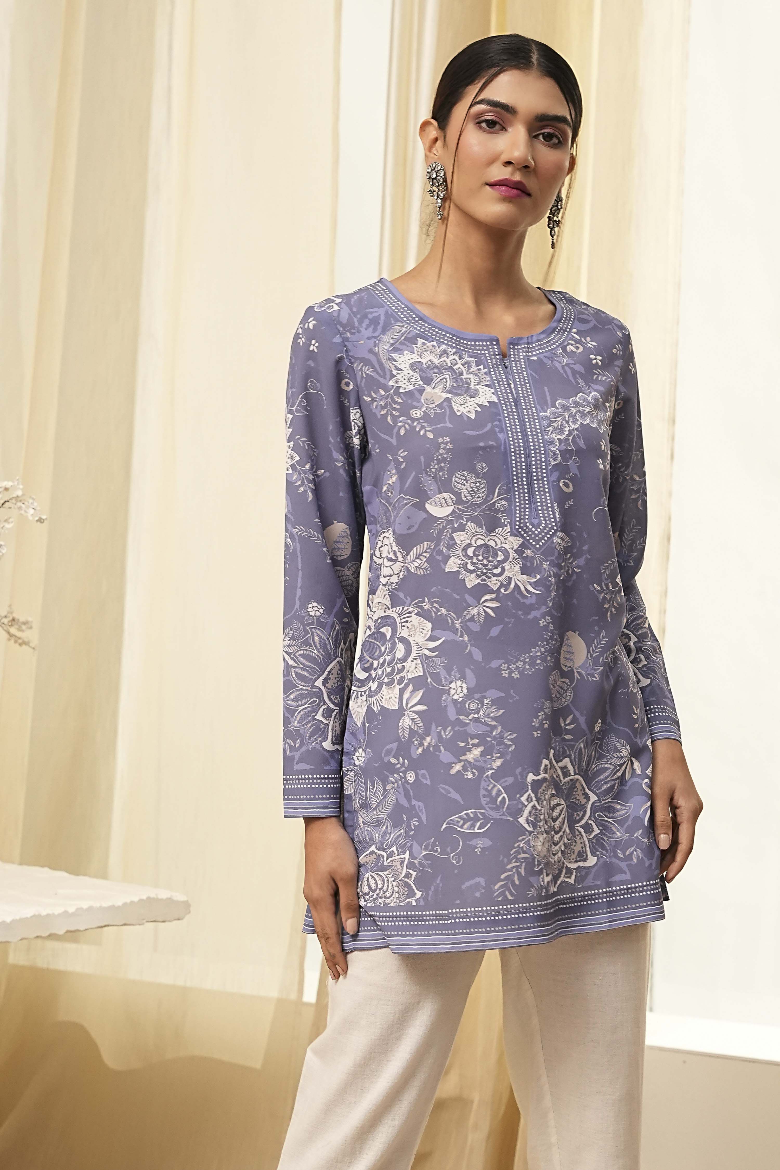Blue Floral Printed Short Straight Kurta image number 5