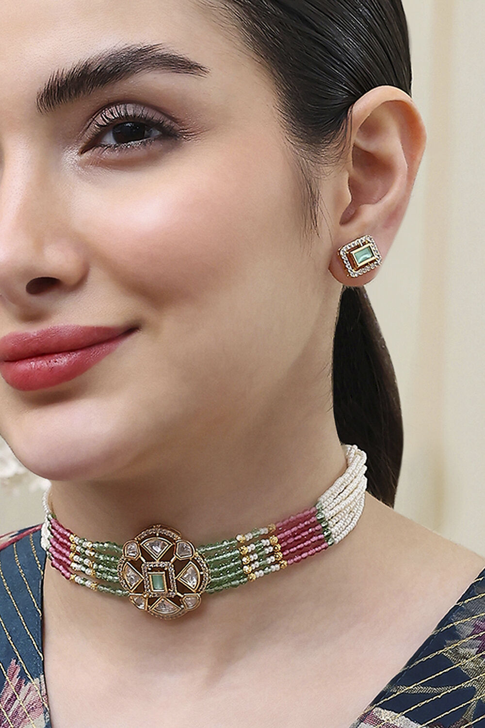 Green Pink Necklace Set image number 1