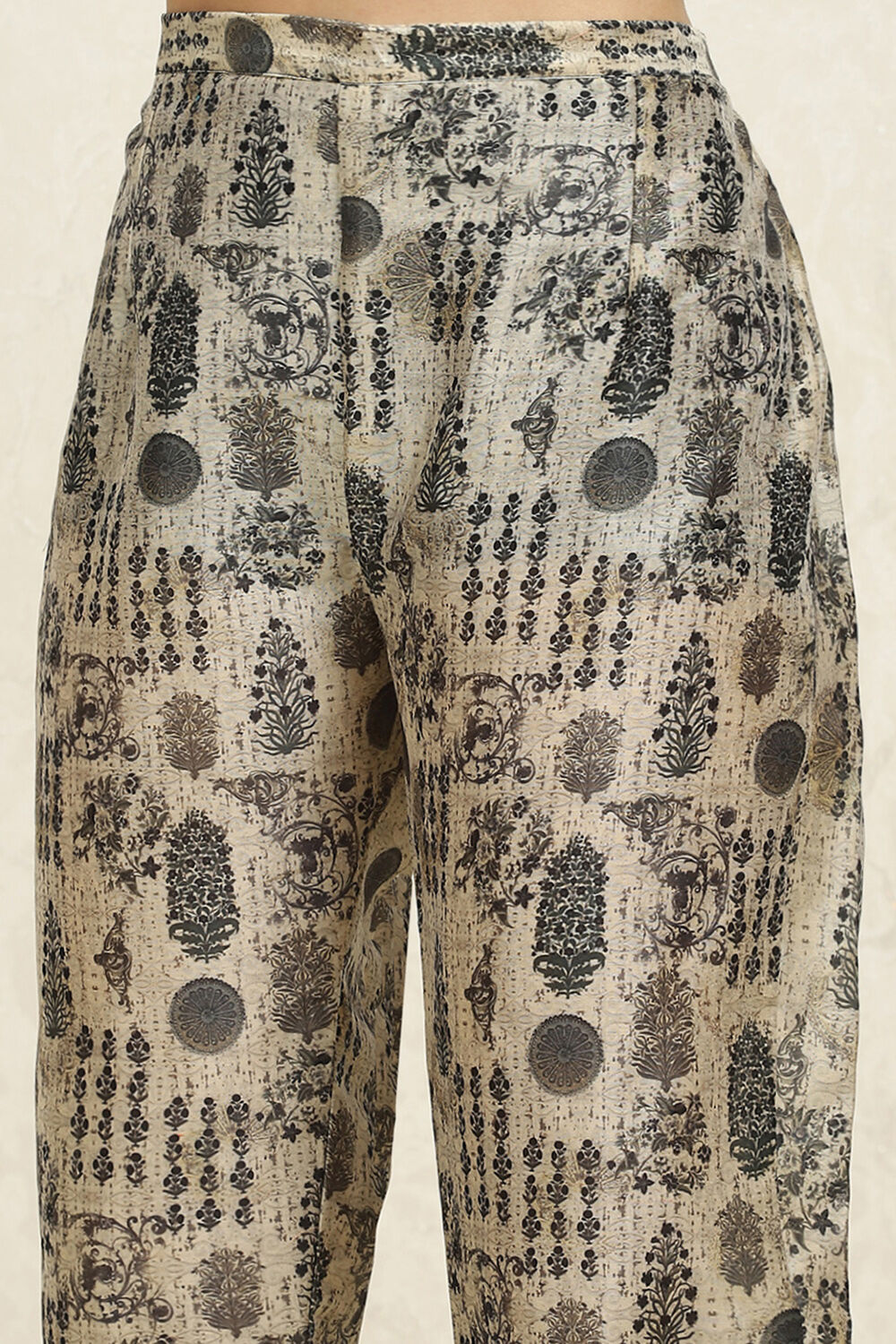 Maroon Cotton Handloom Unstitched Suit Set image number 3