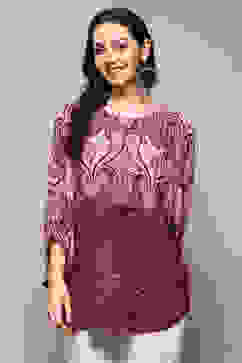 Berry Viscose Straight Printed Top image number 5