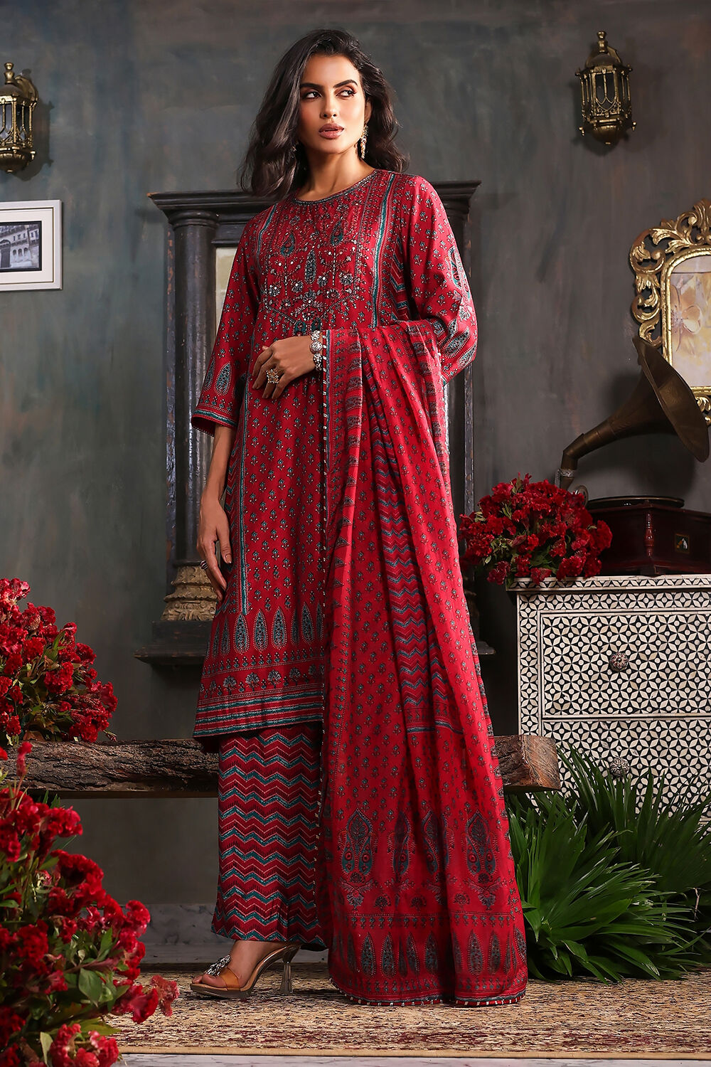 Red Printed Straight Suit Set image number 1