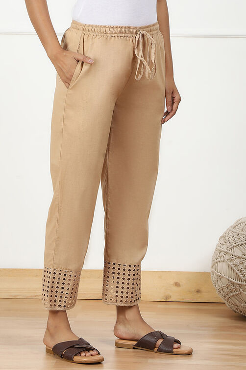 White Cotton Regular Solid Pants image number 3