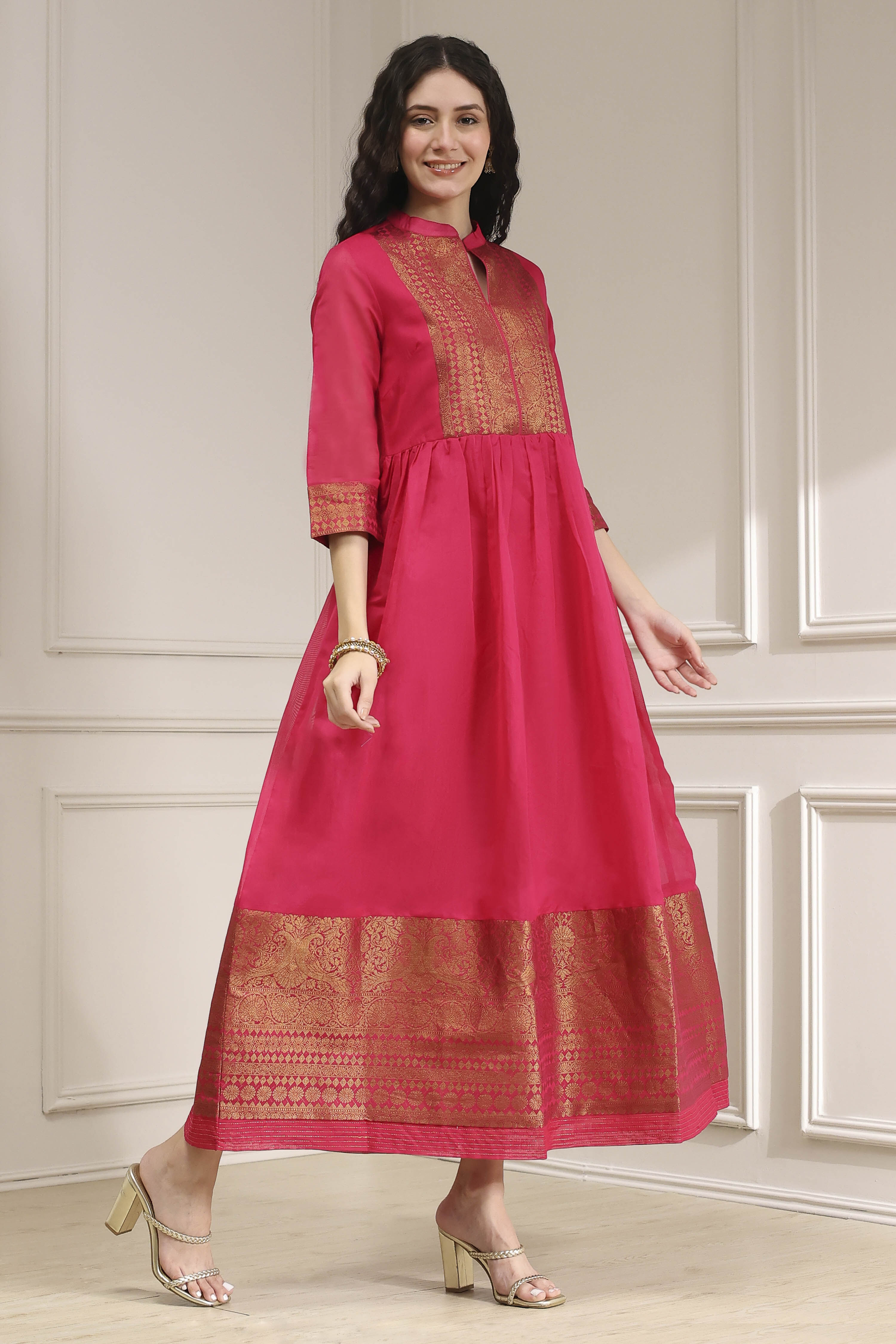 Fuchsia Yarn-Dyed Flared Kurta image number 4