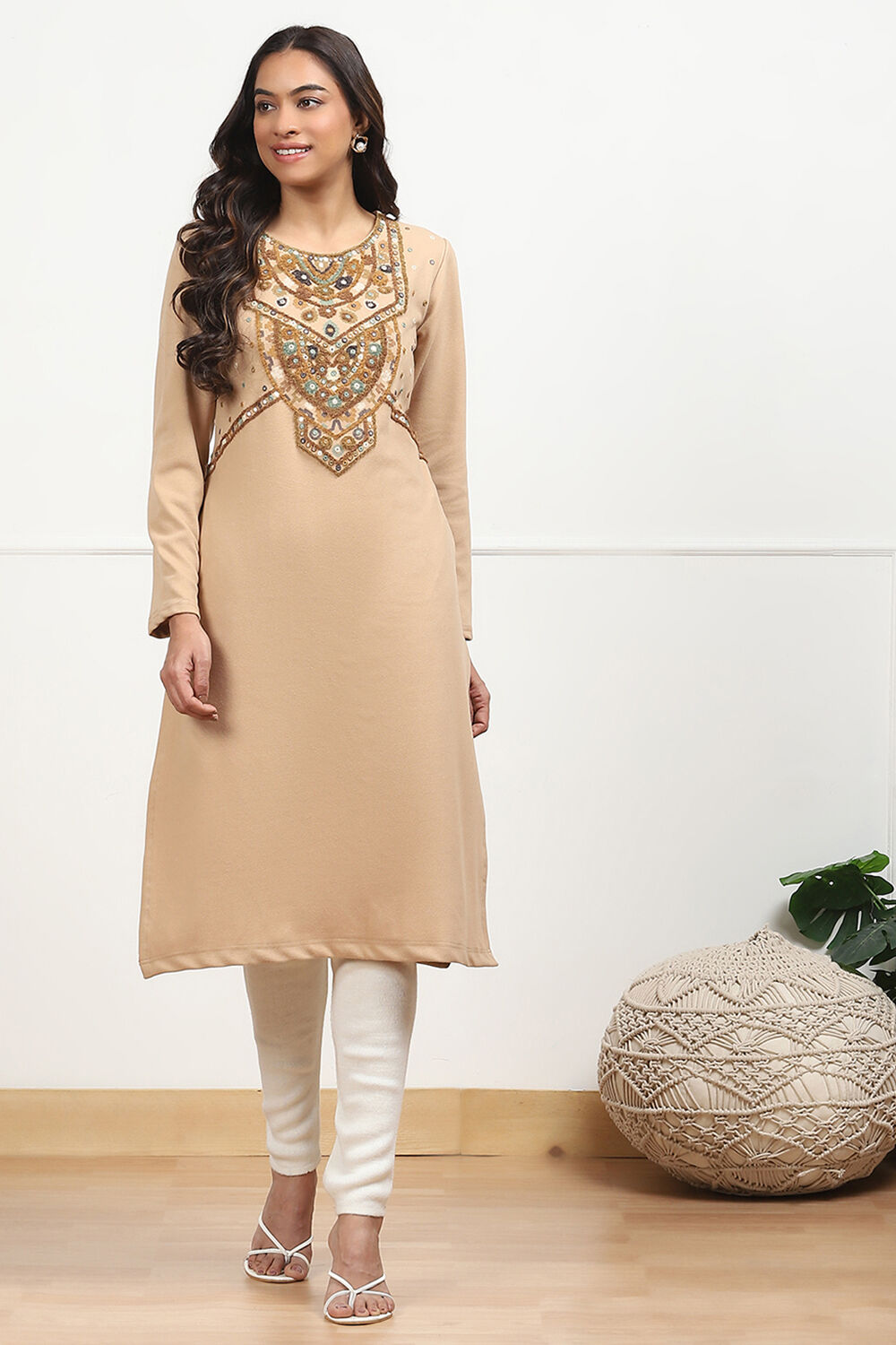 Beige Velvet Straight Kurta image number 6