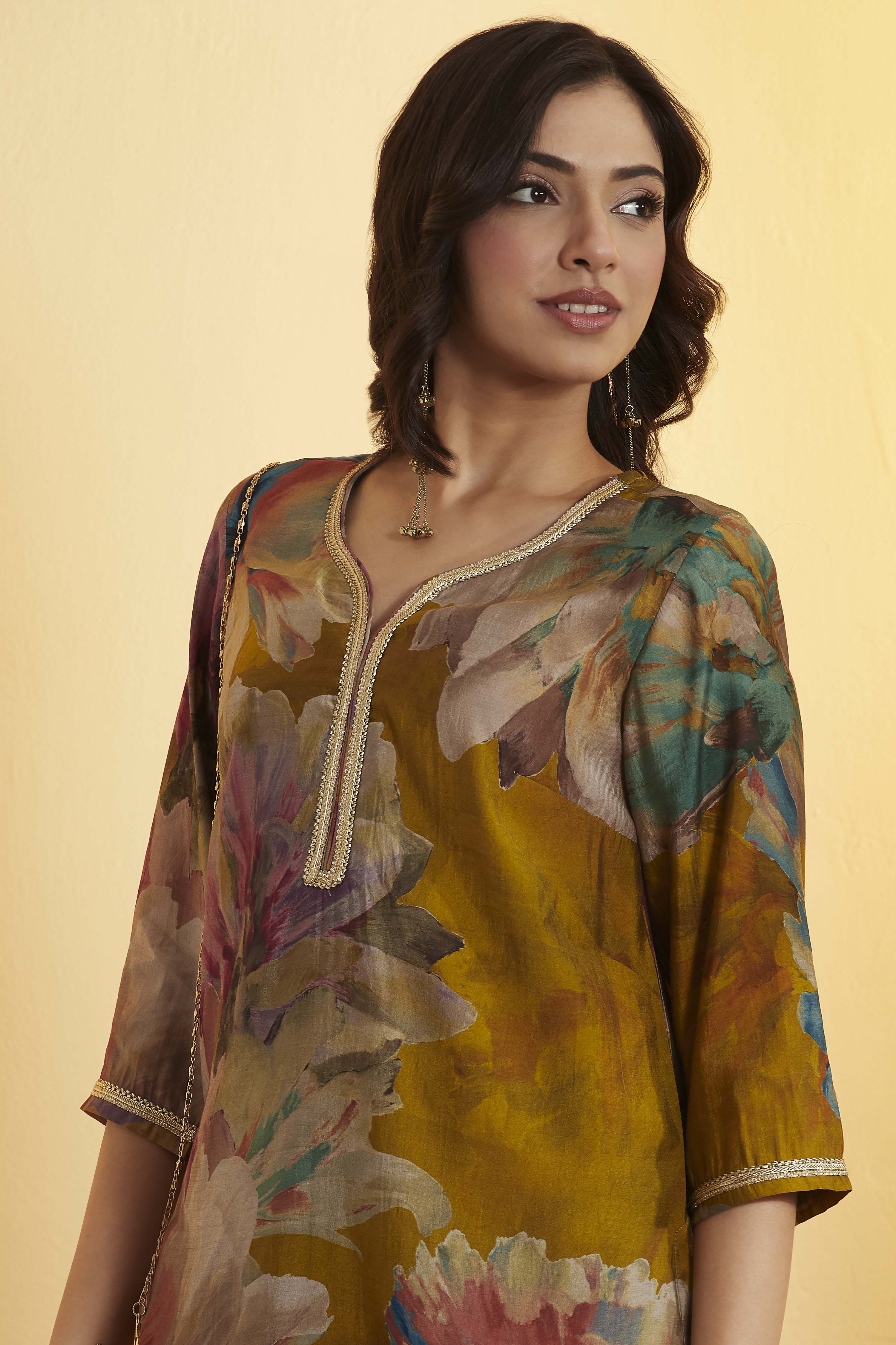 Green Poly Viscose Straight Kurta image number 1