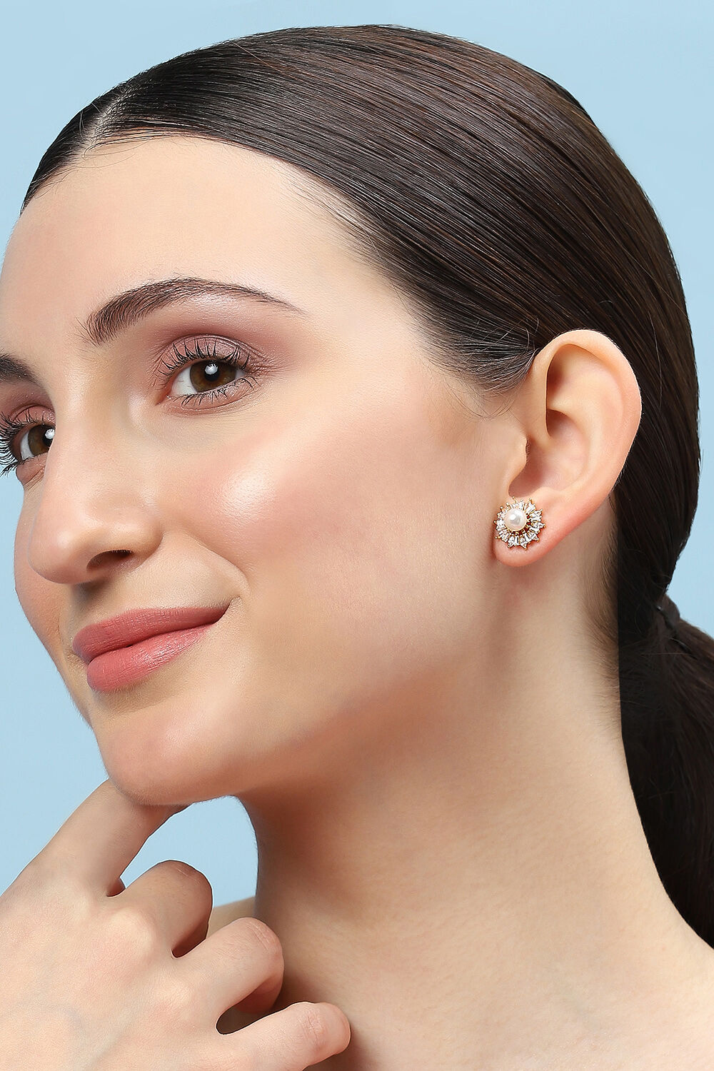 Gold Brass Studs image number 3