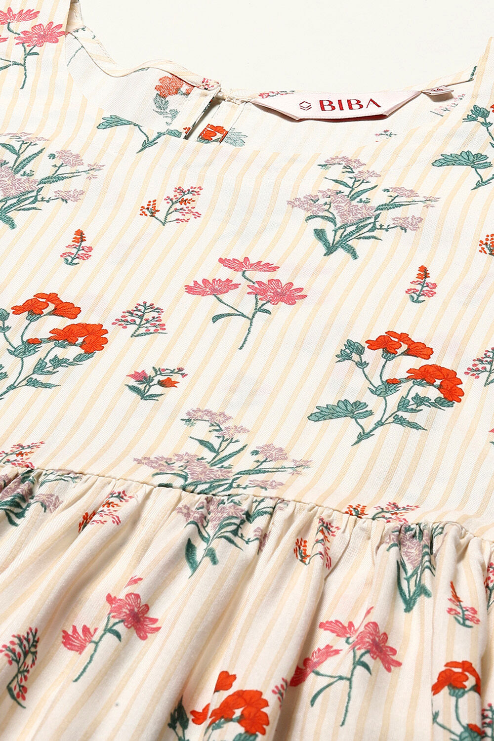 Natural Rayon Straight Printed Kurta image number 1