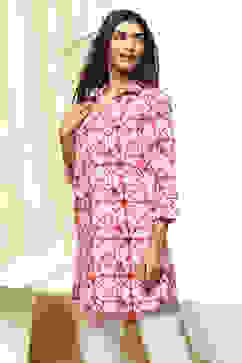 Pink Printed Straight Short Kurta image number 2