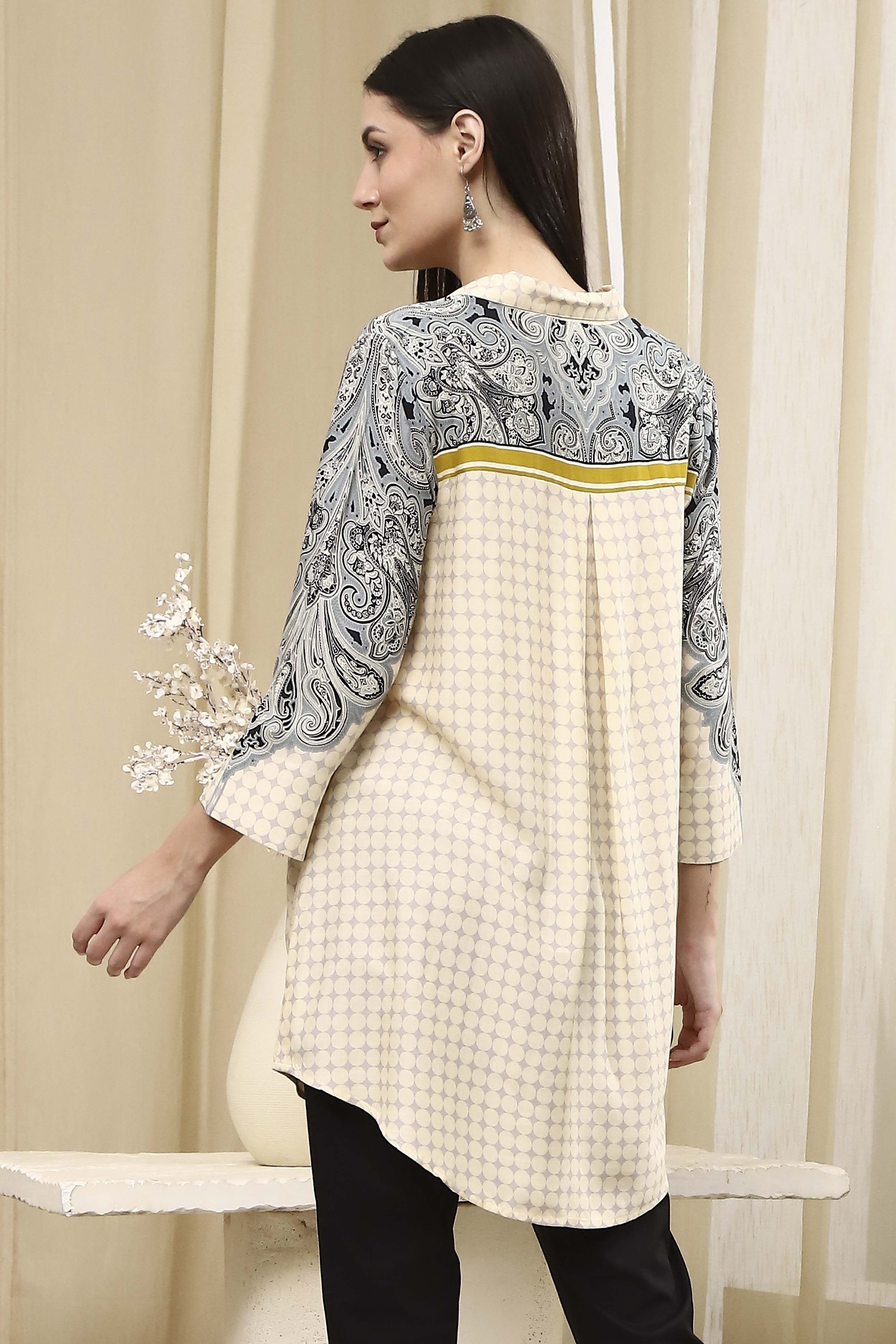 Ivory Printed Shirt-Style Straight Short Kurta image number 3