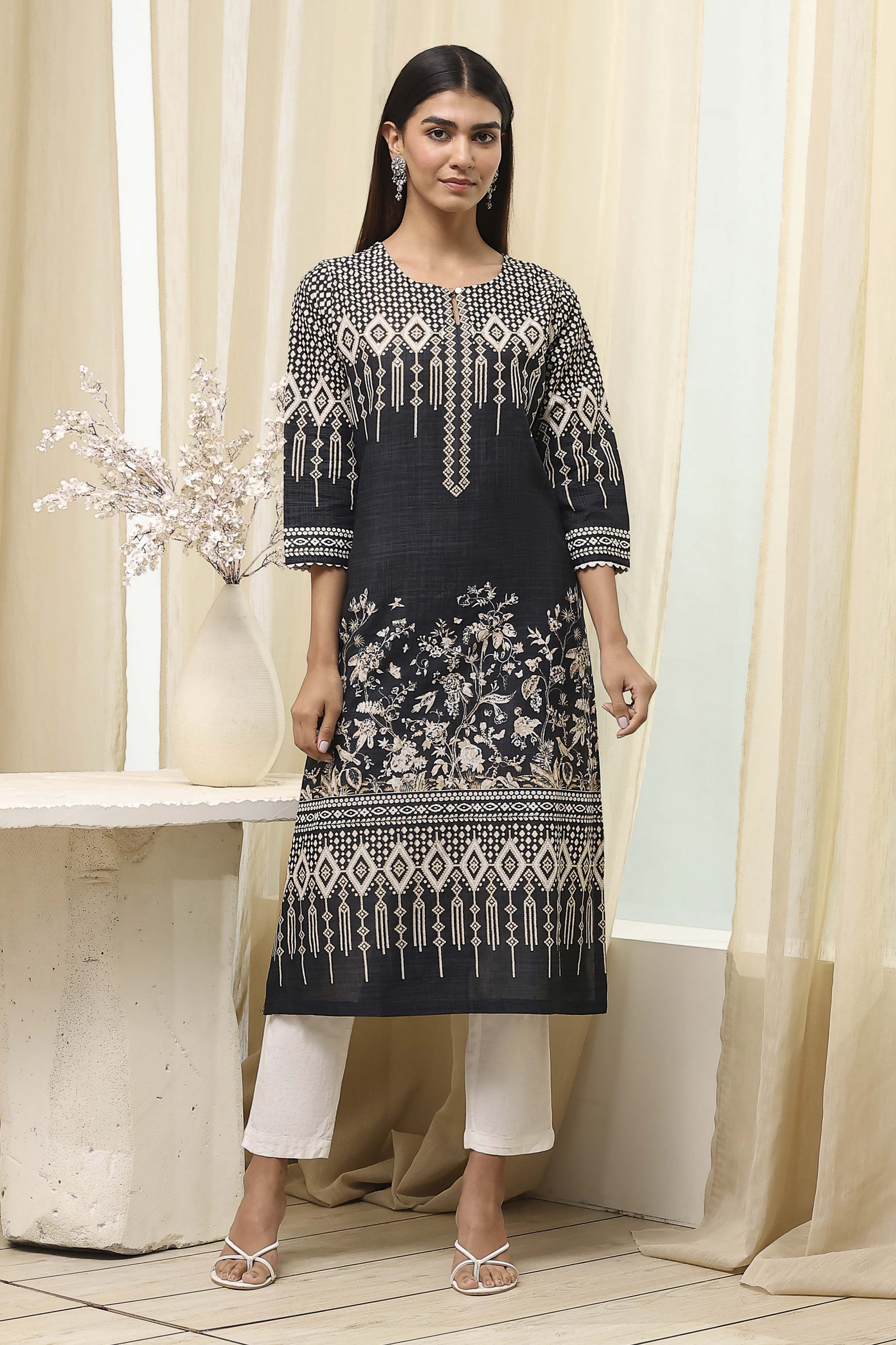 Black Cotton Printed Straight Kurta image number 0