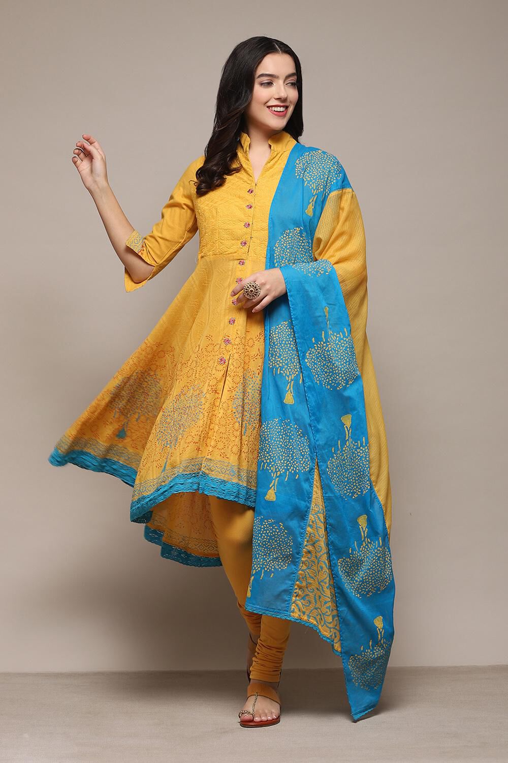 Turquoise Cotton Anarkali Solid Kurta Churidar Suit Set image number 6