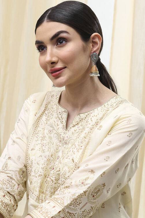 Mint Green Brass Jhumka image number 3