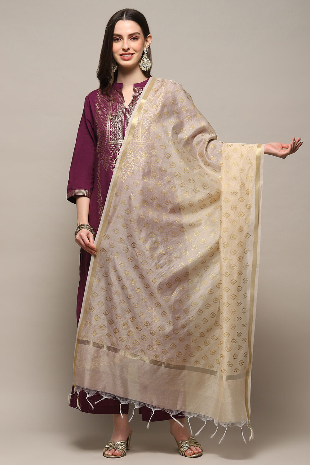 biba Beige Yard-Dyed DupattaBeige Yard-Dyed Dupatta-picture-23