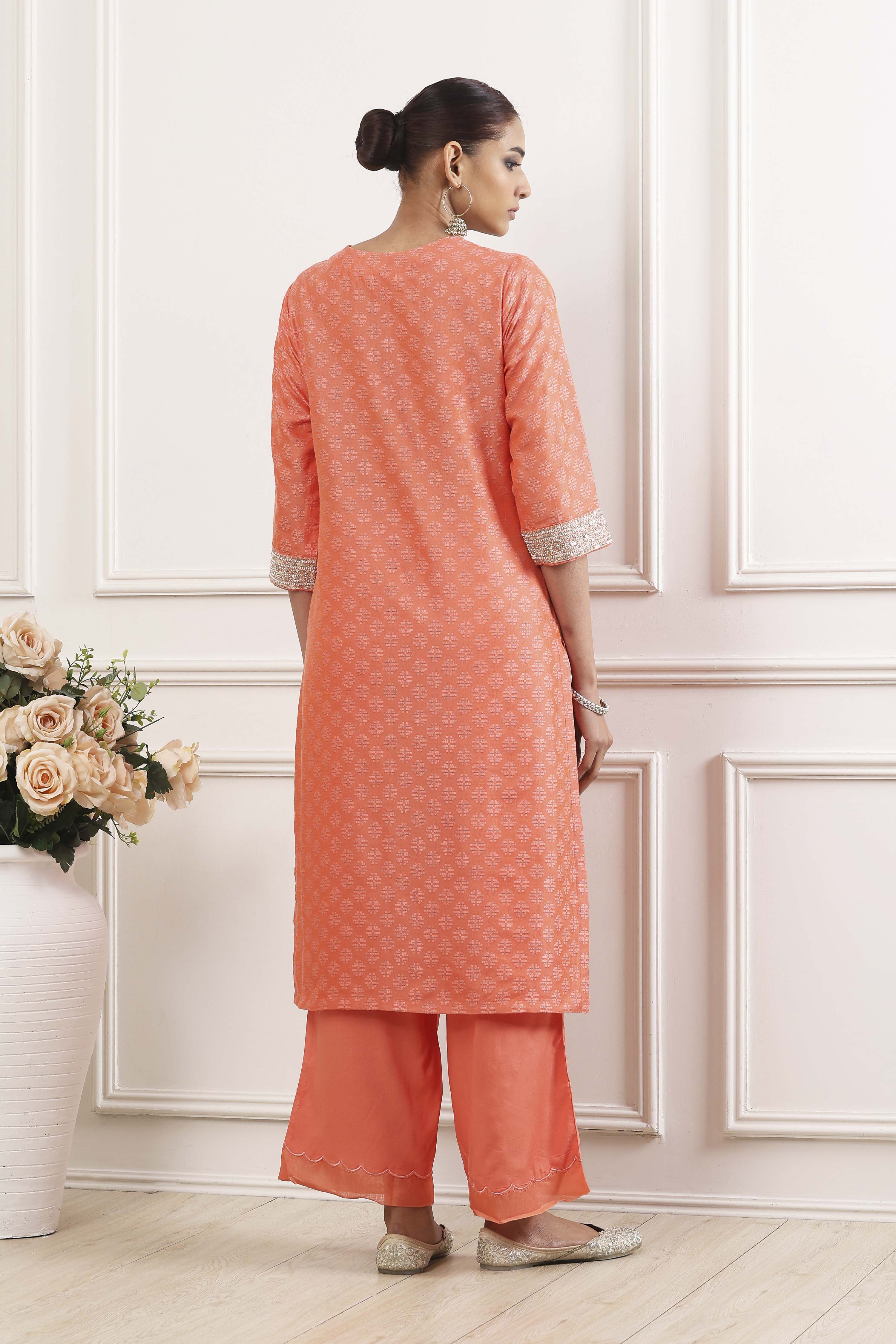 Coral Yarn-Dyed Straight Suit Set image number 4