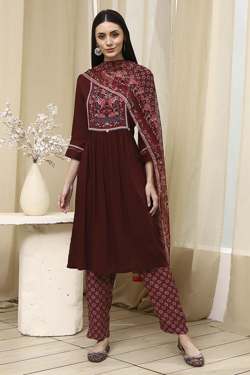 Plum Solid Gathered Straight Suit Set image number 6