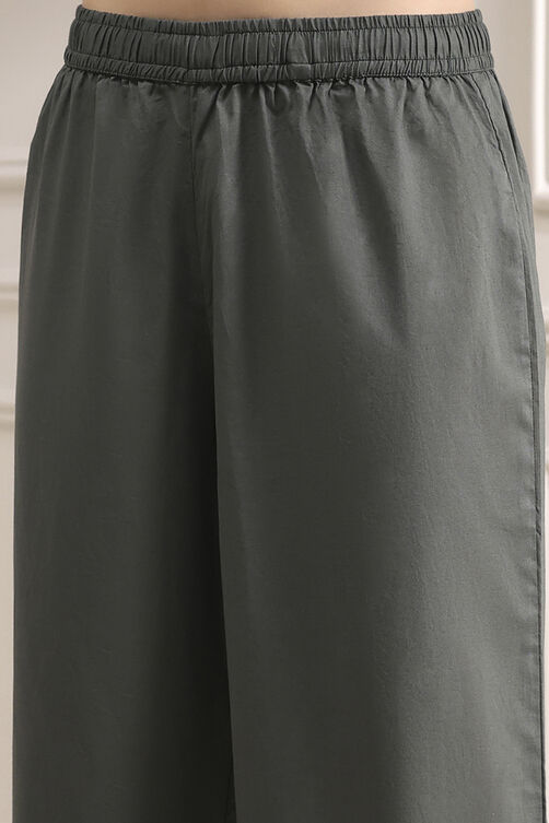 Grey Cotton Straight Printed Suit Set image number 2