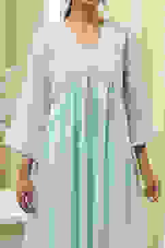 Aqua Embroidered Gathered Kurta image number 1