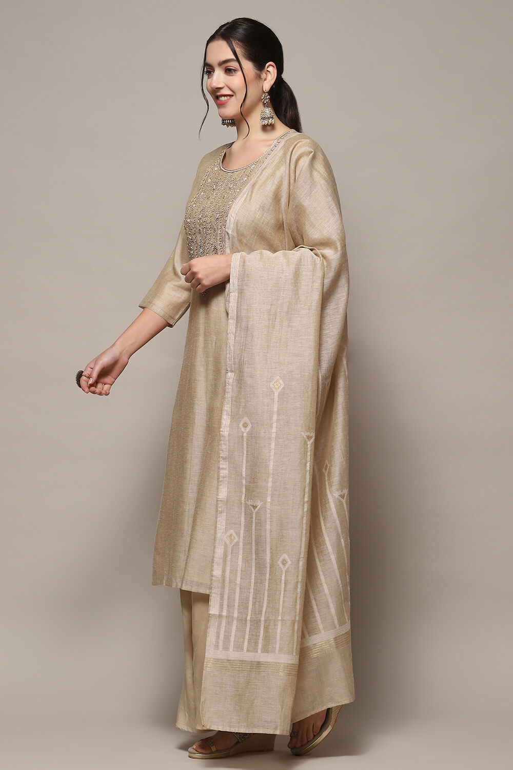 Off White Chanderi Blend Unstitched Suit set image number 5