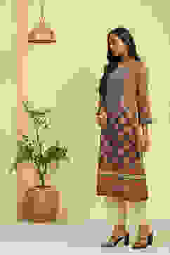 Brown Ethnic Motifs Printed Straight Kurta image number 2