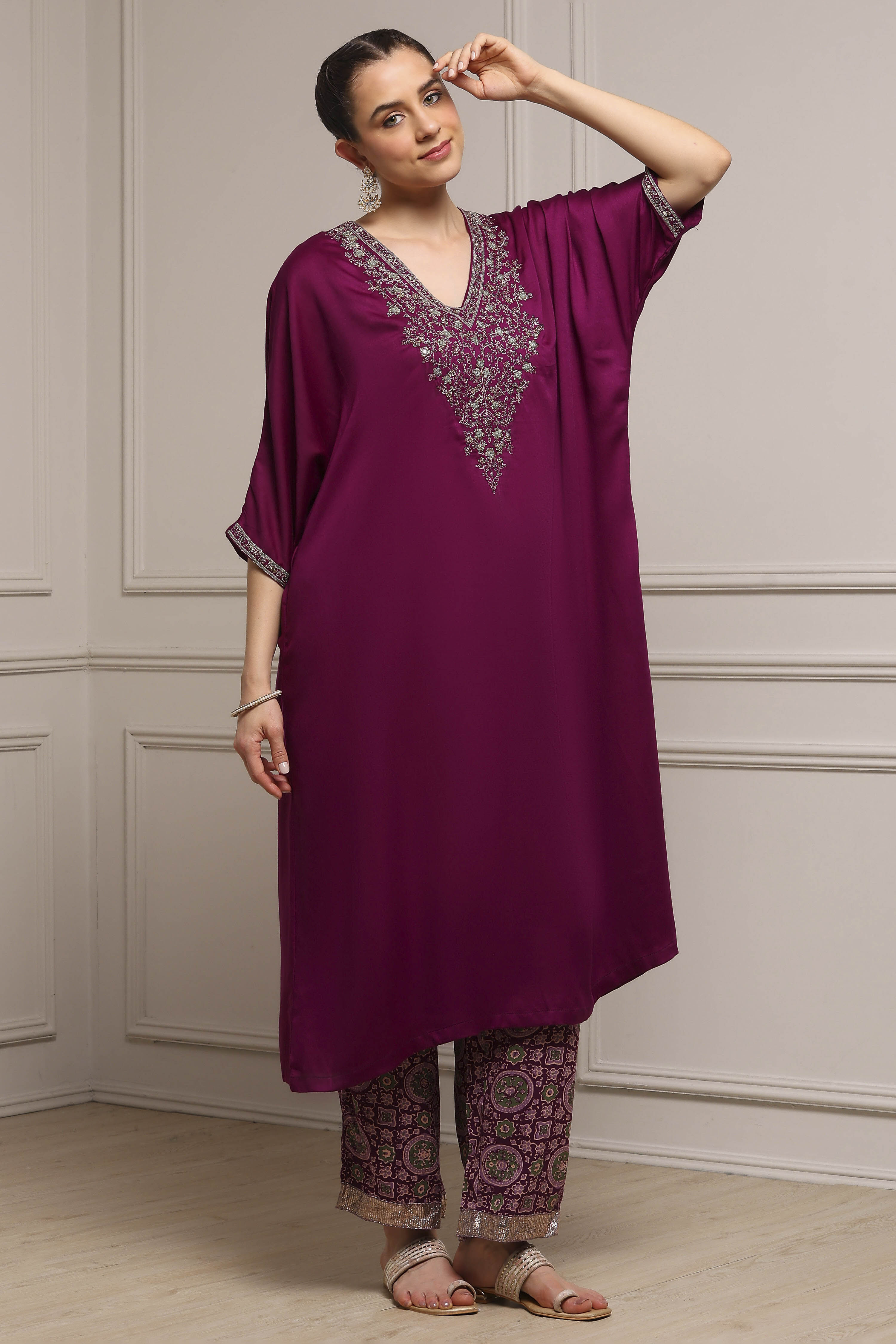 Purple Satin Solid Kaftan-Style Kurta Set image number 5