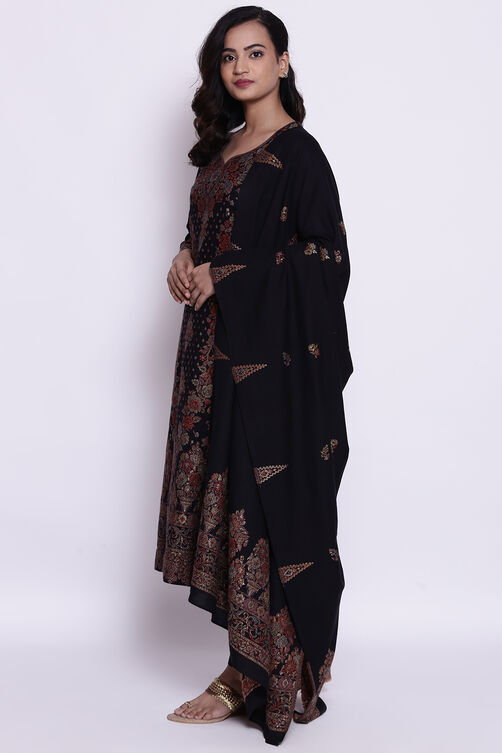 Black Cotton Straight Kurta Regular Pant Suit Set image number 5