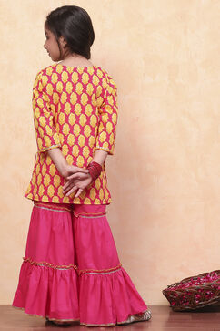 Pink and Yellow Cotton Printed Straight Suit Set image number 4