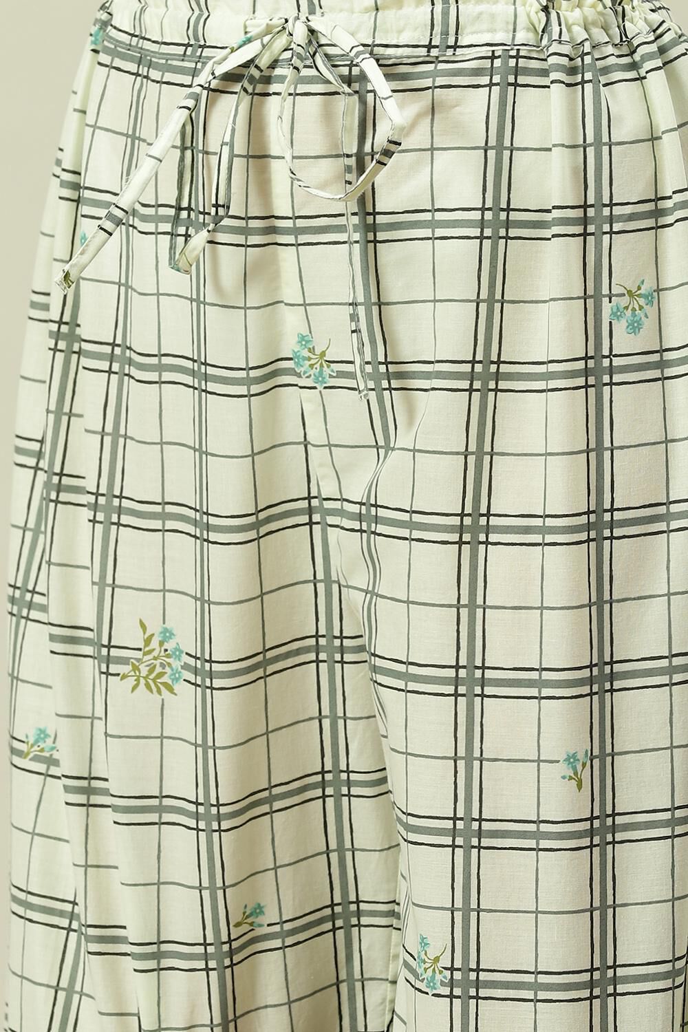 Pink & Purple Solid Rayon Straight Suit Set image number 2