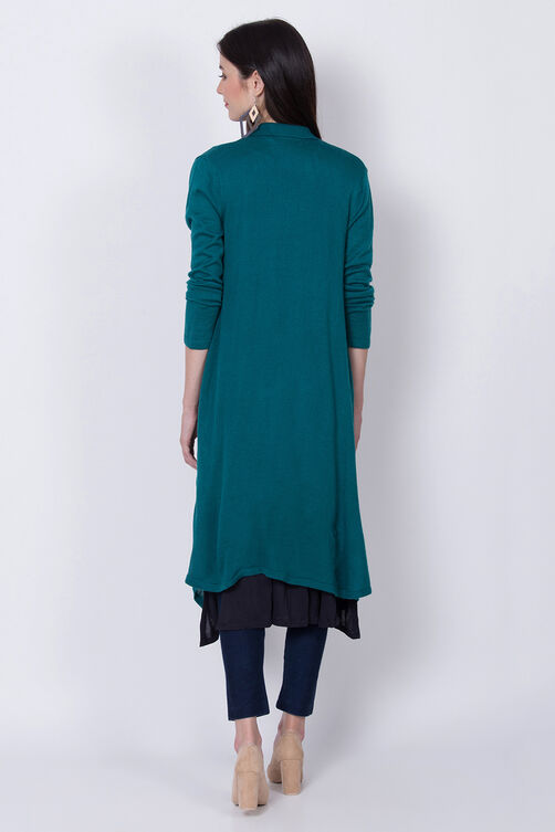 Cream Woolen Front Open Solid Shrug image number 4