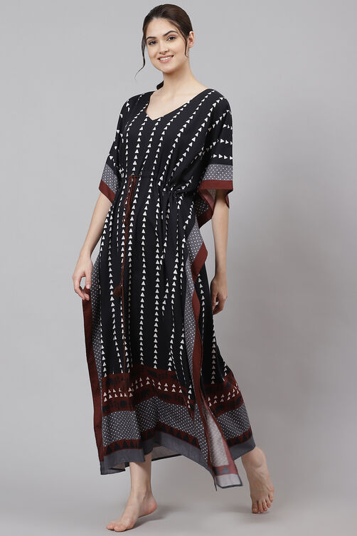 Black Straight Cotton Printed Sleepwear image number 3