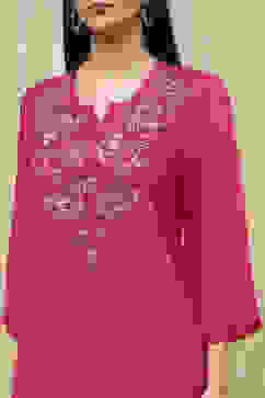 Fuchsia Embroidered Straight Suit Set image number 1