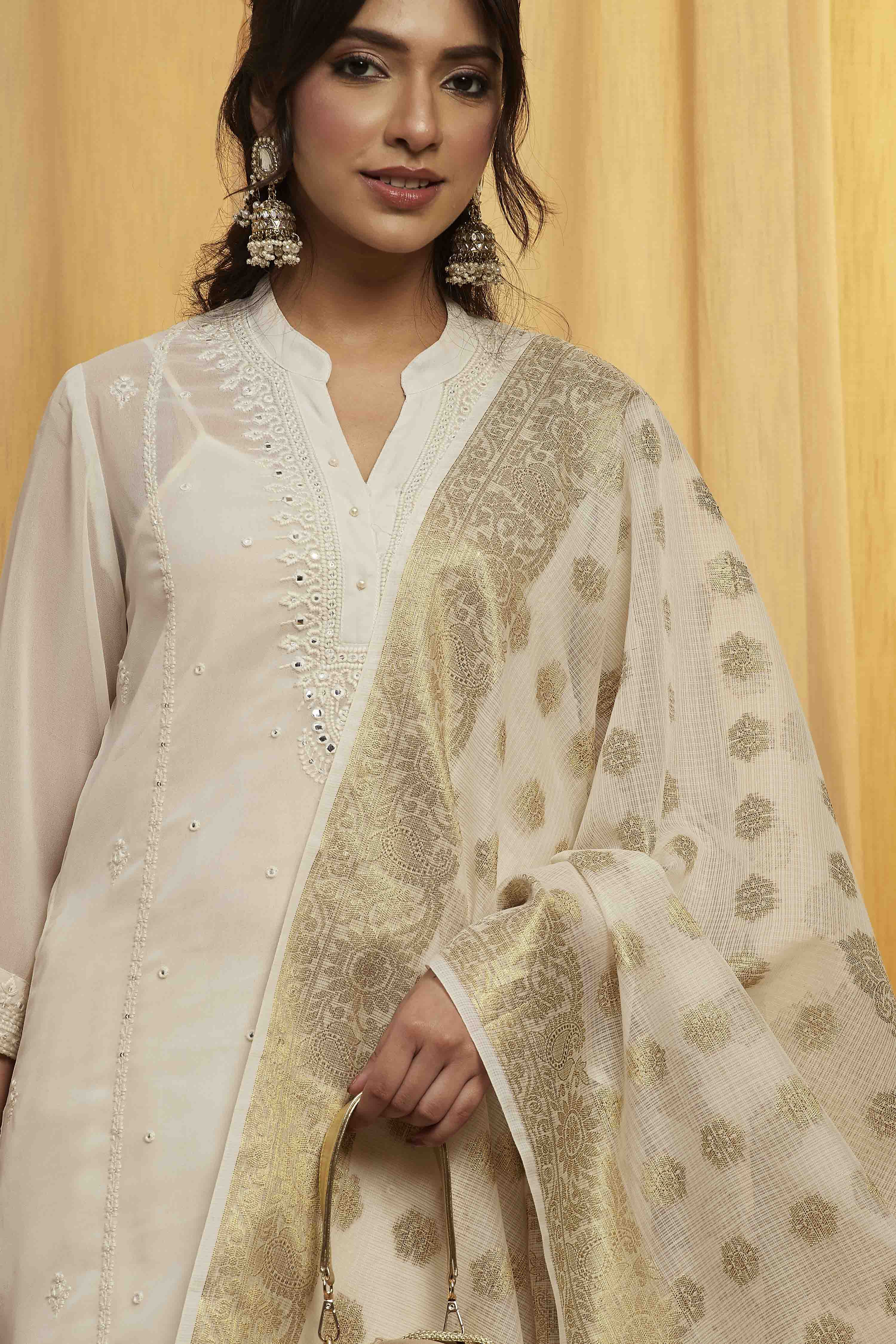 Off White Gold Woven Design Tasseled Dupatta image number 1