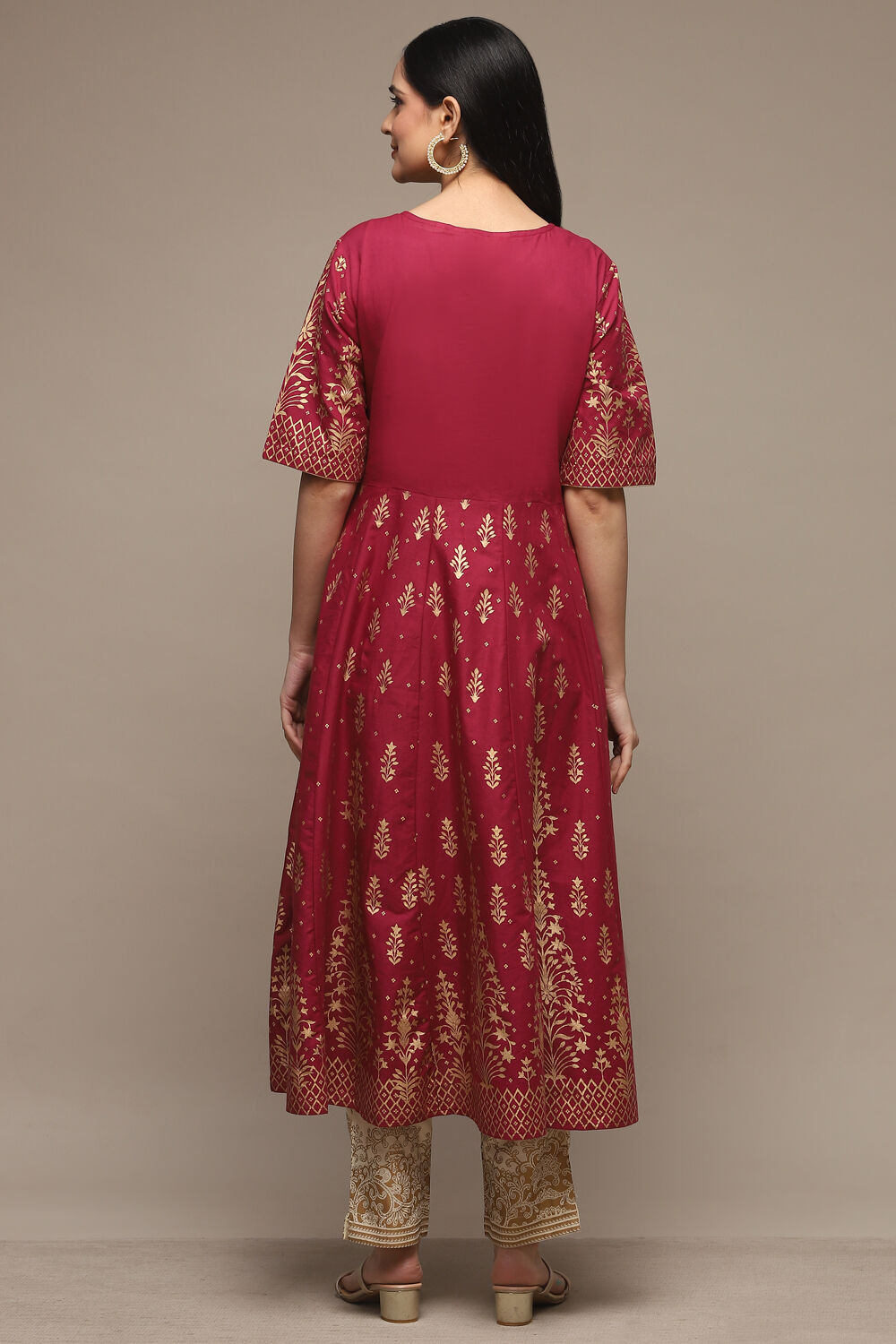 Wine Cotton Flared Printed Kurta image number 4