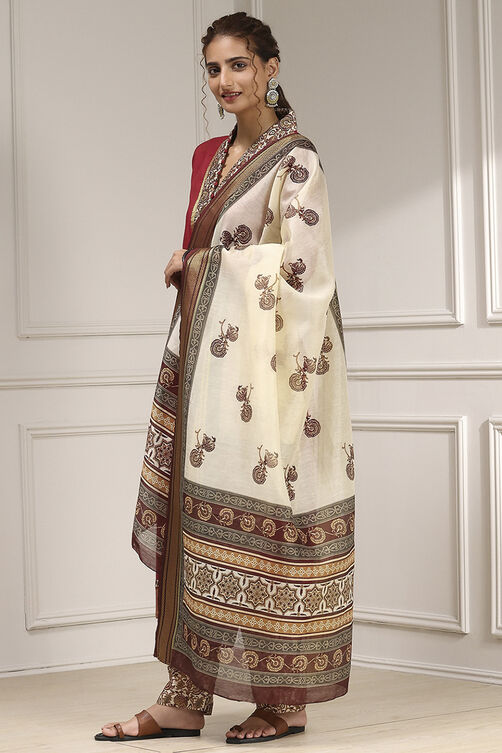 Mustard Cotton Modal Digital Print Unstitched Suit Set image number 4