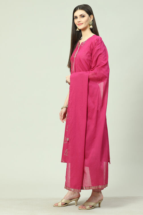Magenta Floral Foil Printed Straight Suit Set image number 5