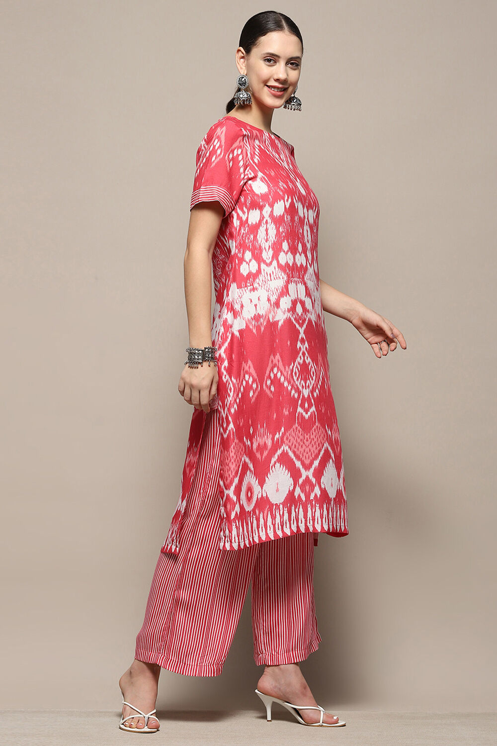 Blue Printed Straight Kurta Set image number 5