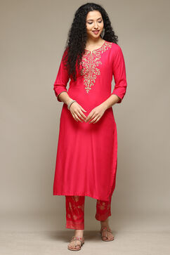 Fuchsia Embroidered Straight Kurta Set image number 6