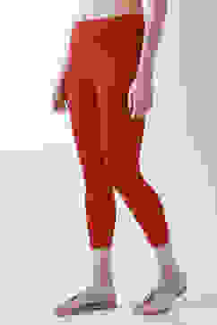 Red Cotton Lycra Leggings image number 2