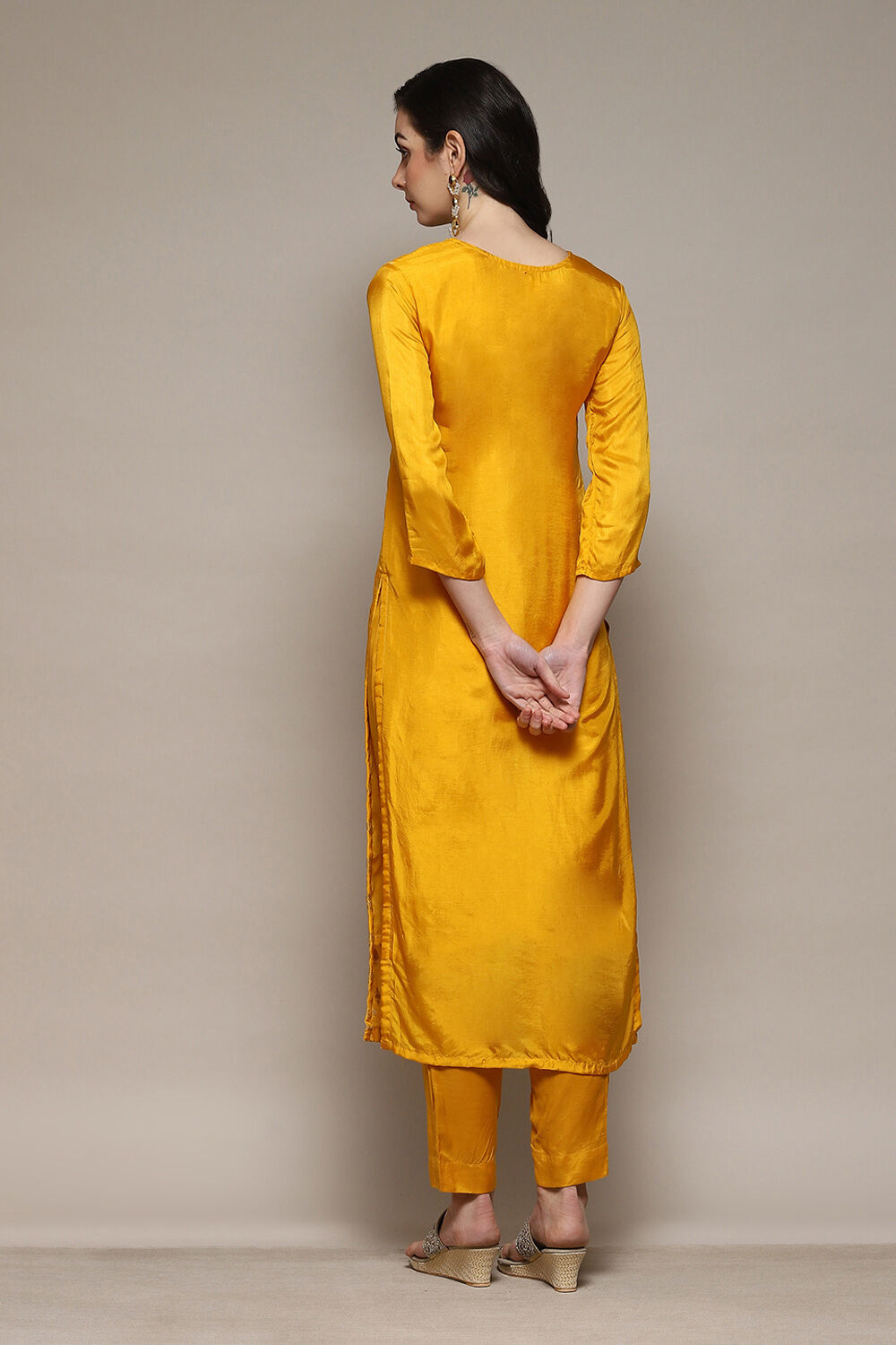 Yellow Banarasi Silk Machine Embroidered Unstitched Suit Set image number 5