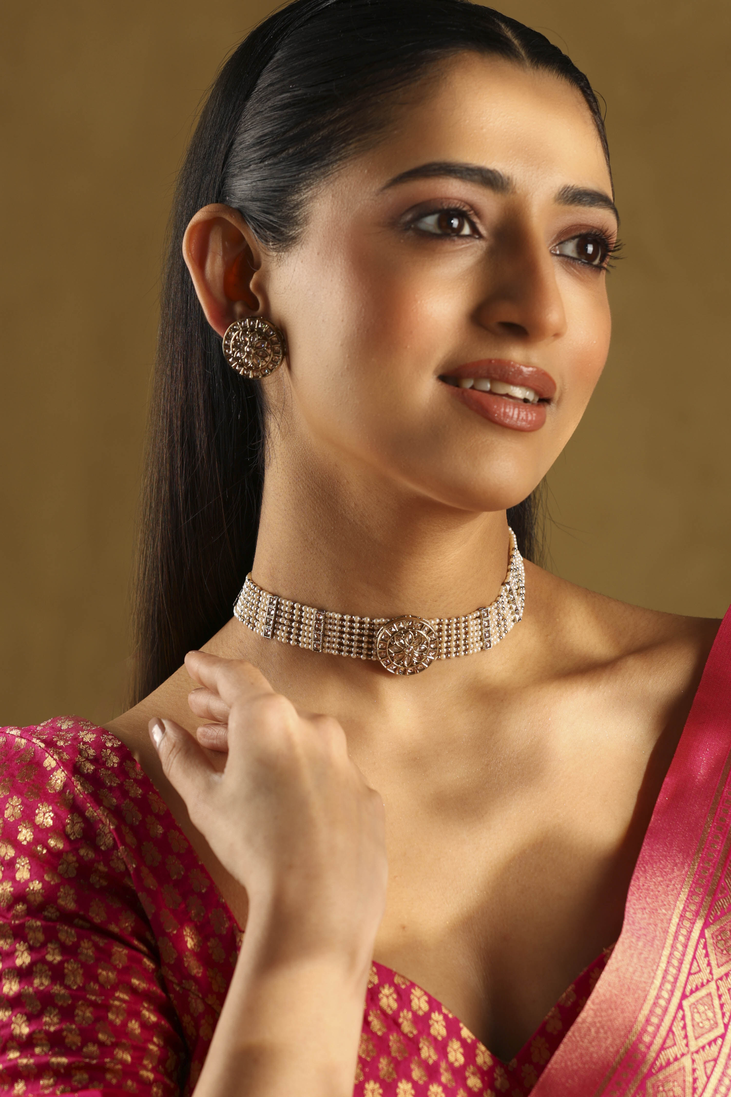 Champagne Alloy Necklace Set image number 3