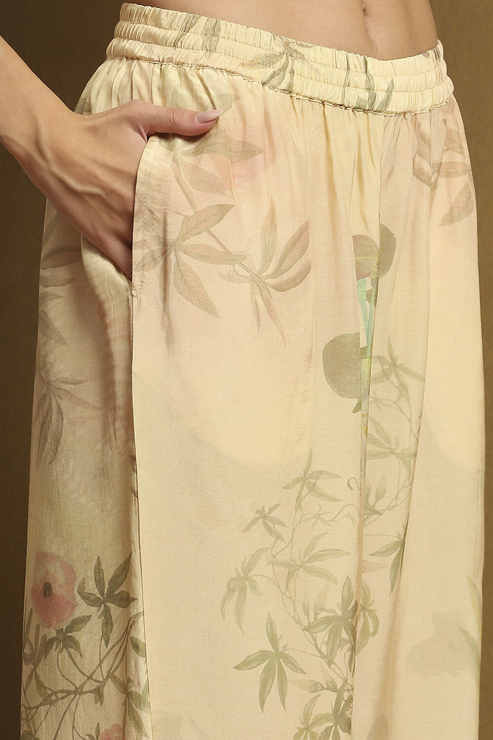 Green Modal Floral Printed Asymmetric Kurta Set image number 2