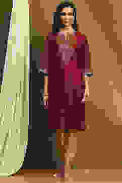 Maroon Yarn-Dyed Festive Kalidar Kurta image number 5