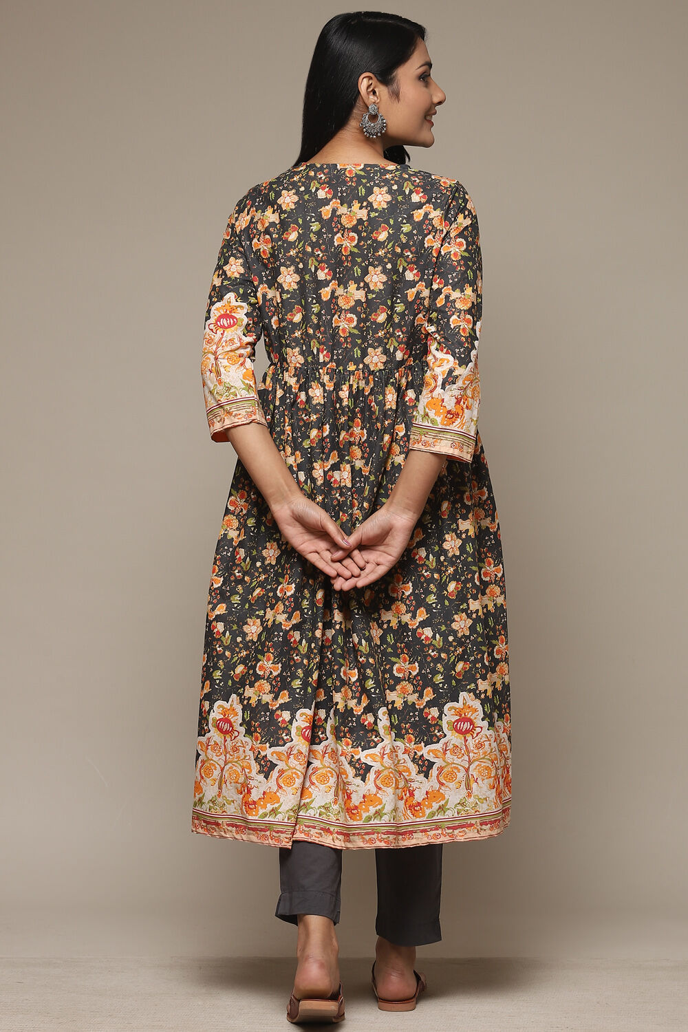 Blue Cotton Gathered Kurta Pants 2 Piece Set image number 4