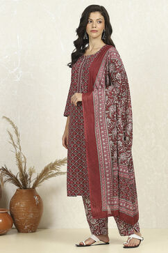 Maroon Cotton Floral Printed Unstitched Suit Set image number 4