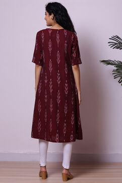 Deep Maroon Cotton Ikkat Yarndyed Kurta image number 5