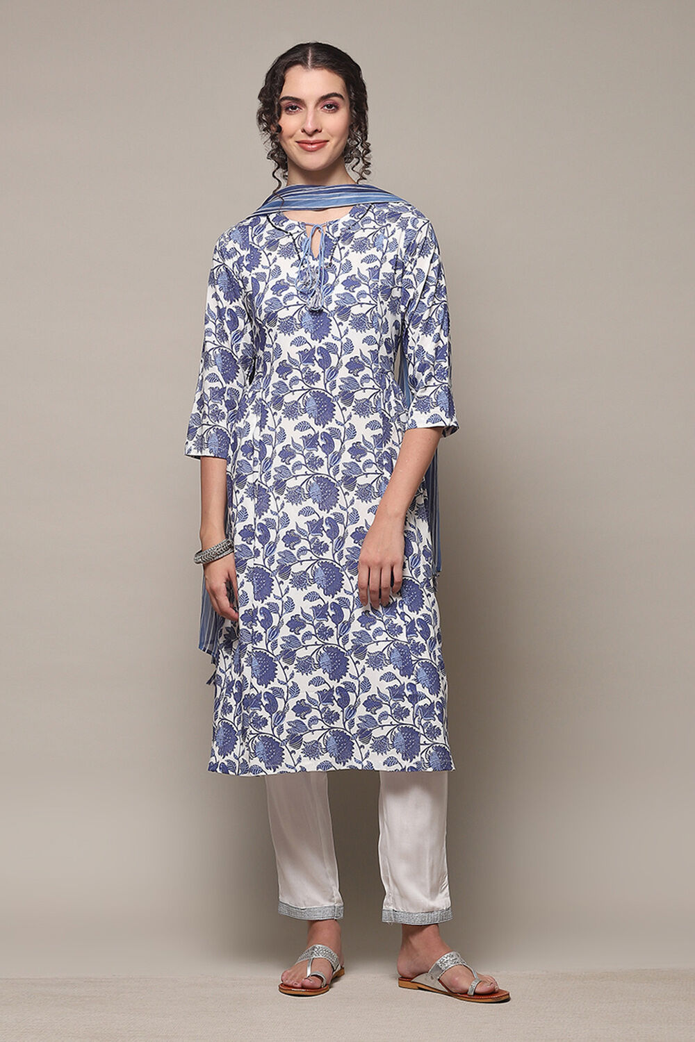 White & Blue Rayon Gathered Kurta Pants Suit Set image number 7