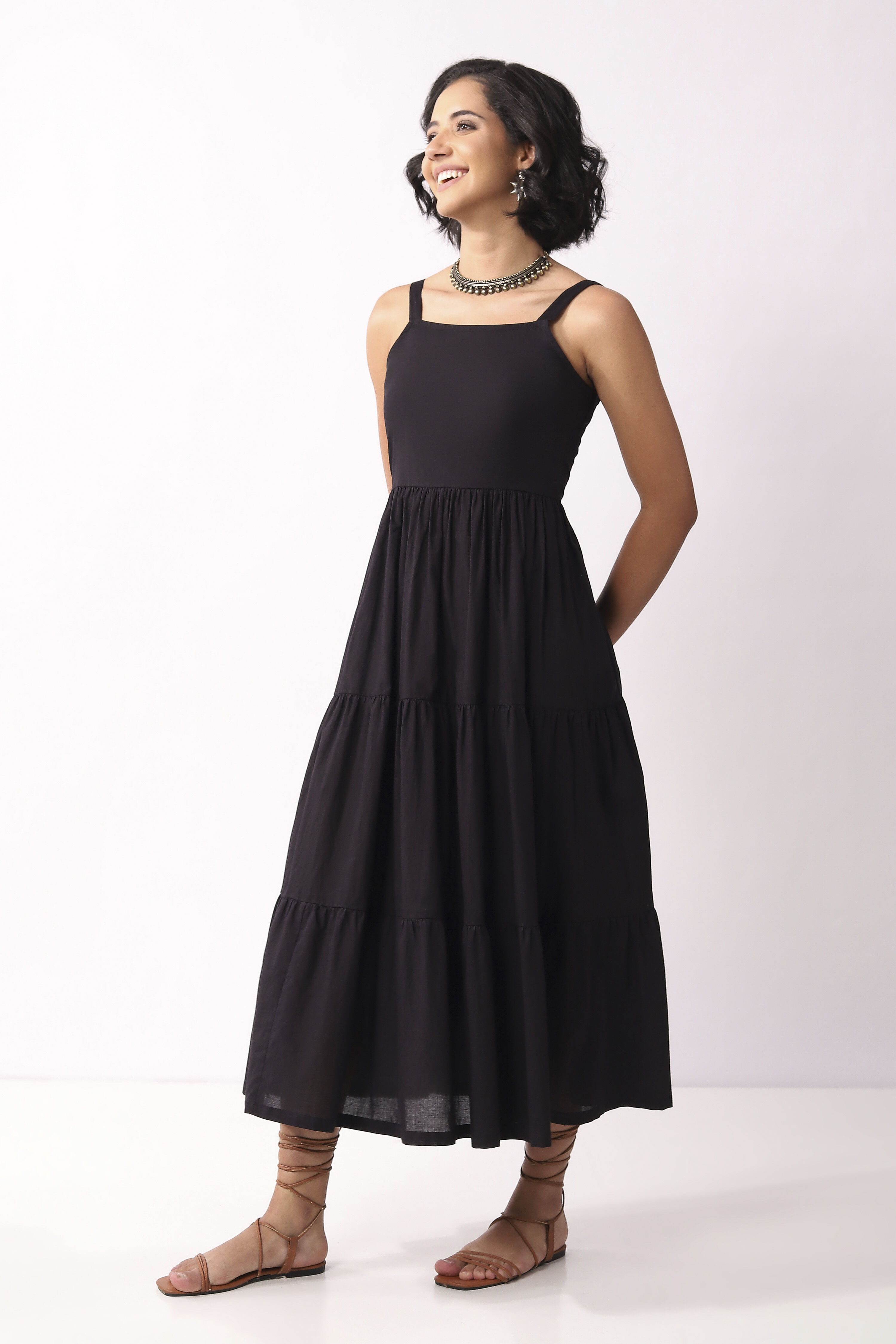 Black Cotton Midi Dress With Floral Crop Jacket image number 5