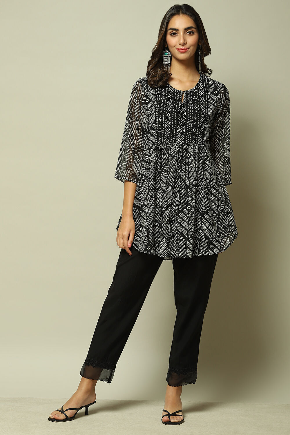 Black Cotton Blend Yarndyed Pants image number 0