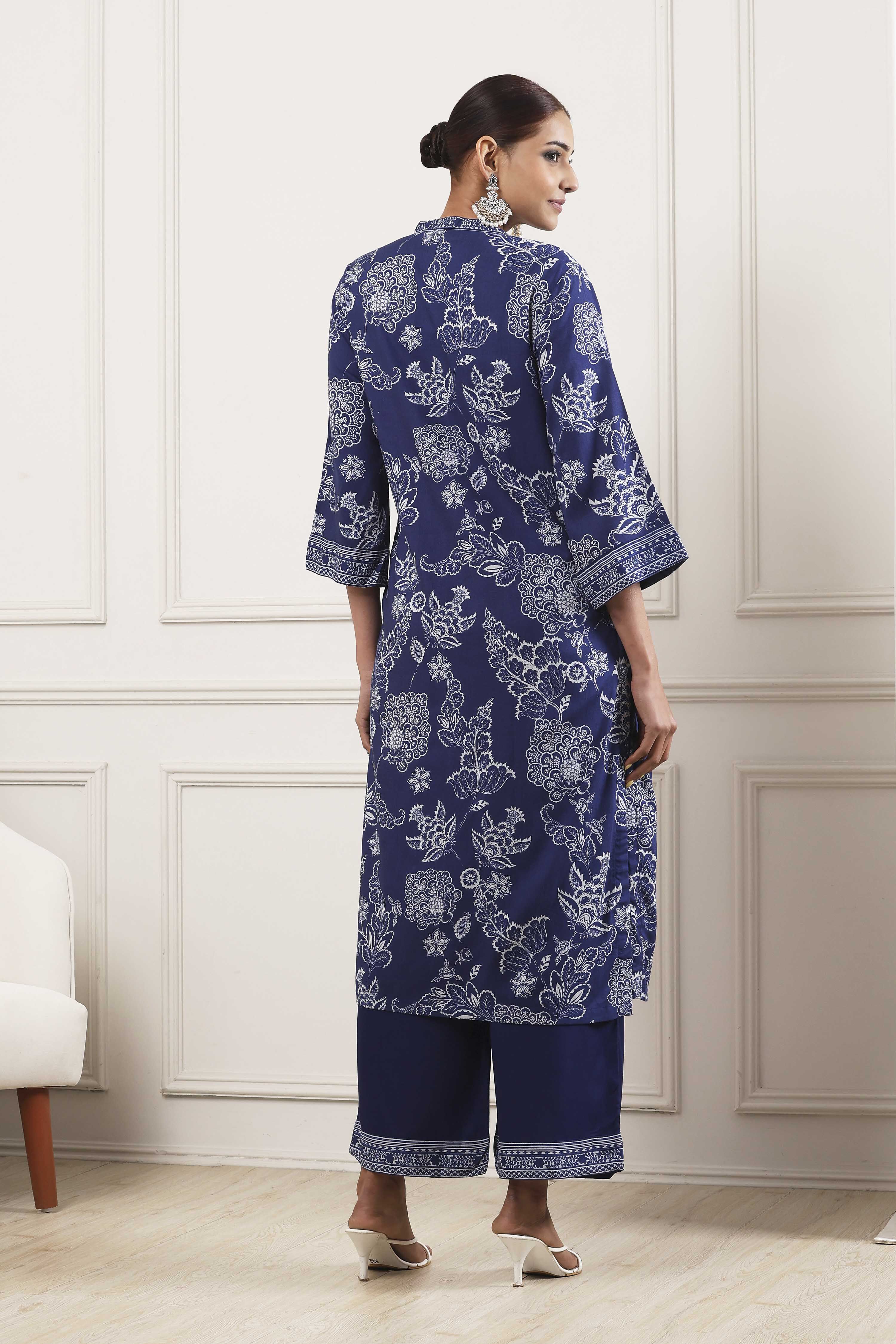 Red Floral Printed Straight Suit Set image number 3